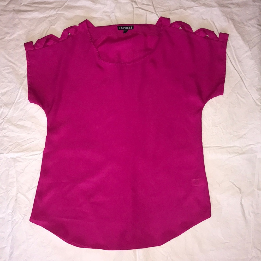 EXPRESS fuchsia blouse. Size small.